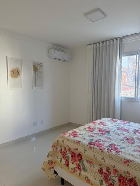 Apartamento Ape Tl Atalaia Aju, 260m Praia, 03 Quartos Com Ar Condicionado Aracaju