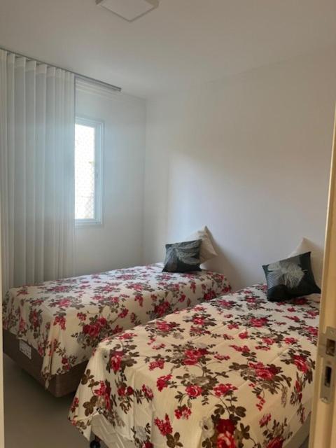 Apartamento Ape Tl Atalaia Aju, 260m Praia, 03 Quartos Com Ar Condicionado Aracaju